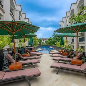 Cross Vibe Paasha Atelier Bali Kuta كوتا
